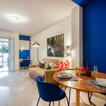 Guesthost - Spacious Flat With Patio And Garden Apartman Otranto